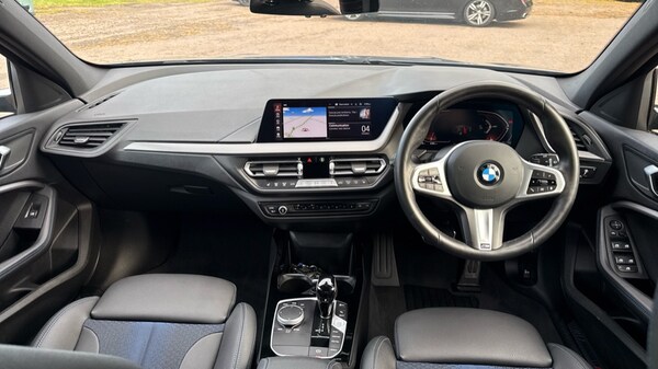 Used BMW 1 Series 2024 for sale - 76146068: Photo 4