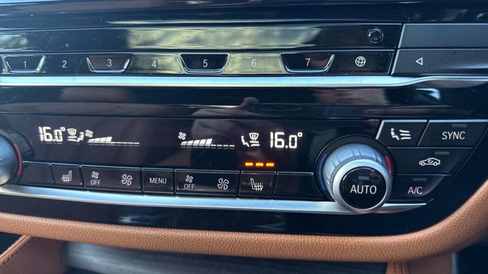 Used BMW 5 Series 2021 for sale - 76445070: Photo 32