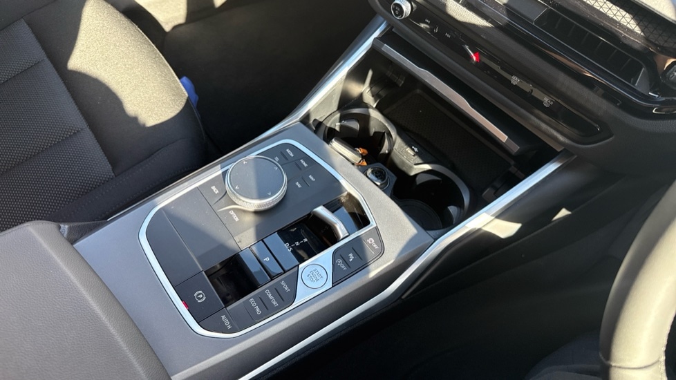 Used BMW 3 Series 2025 for sale - 76901288: Photo 10