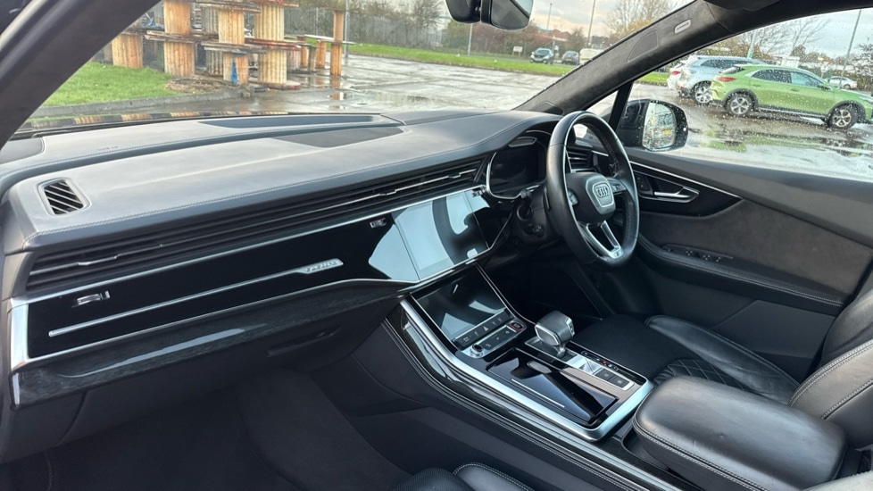 Used Audi Q7 2021 for sale - 76872540: Photo 10