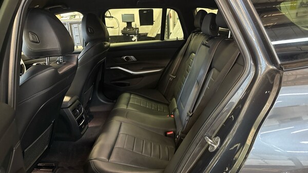 Used BMW 3 Series 2021 for sale - 76145926: Photo 12