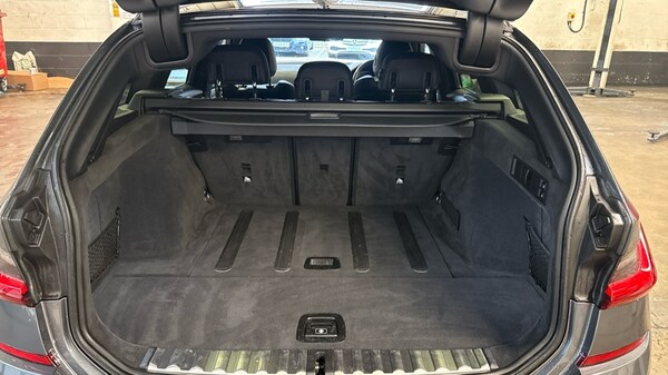 Used BMW 3 Series 2021 for sale - 76145926: Photo 13