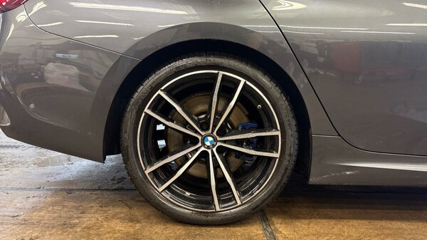 Used BMW 3 Series 2021 for sale - 76145926: Photo 27