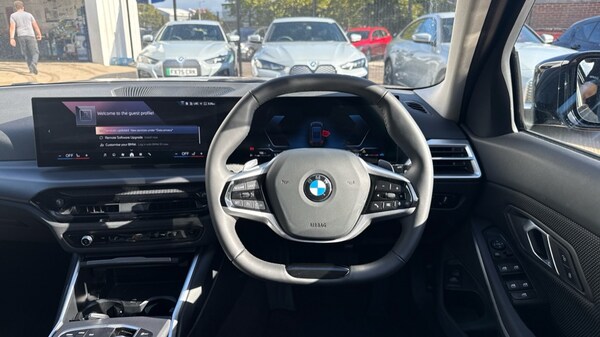Used BMW 3 Series 2025 for sale - 76062198: Photo 5
