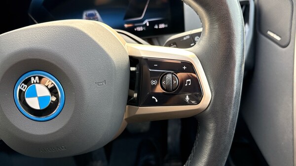 Used BMW iX 2023 for sale - 76140313: Photo 18