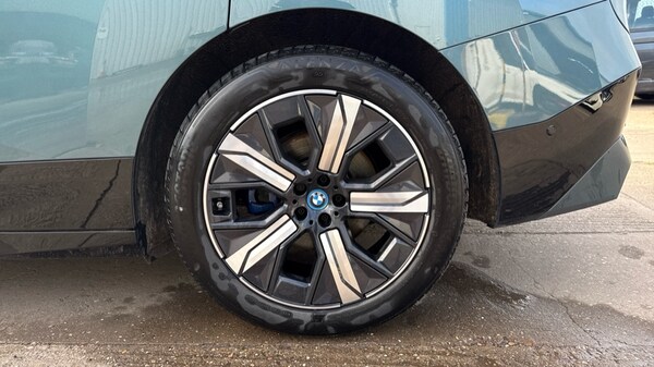 Used BMW iX 2023 for sale - 76140313: Photo 26