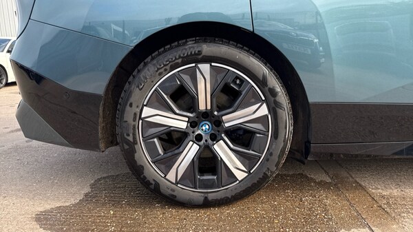 Used BMW iX 2023 for sale - 76140313: Photo 27
