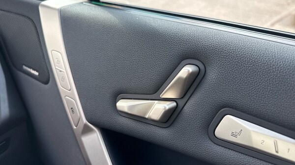 Used BMW iX 2023 for sale - 76140313: Photo 33