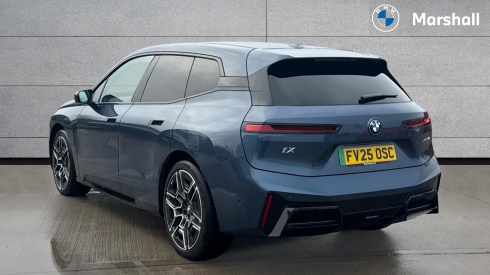 Used BMW iX 2025 for sale - 76966714: Photo 2