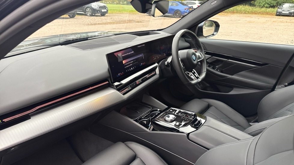 Used BMW 5 Series 2025 for sale - 76870165: Photo 7