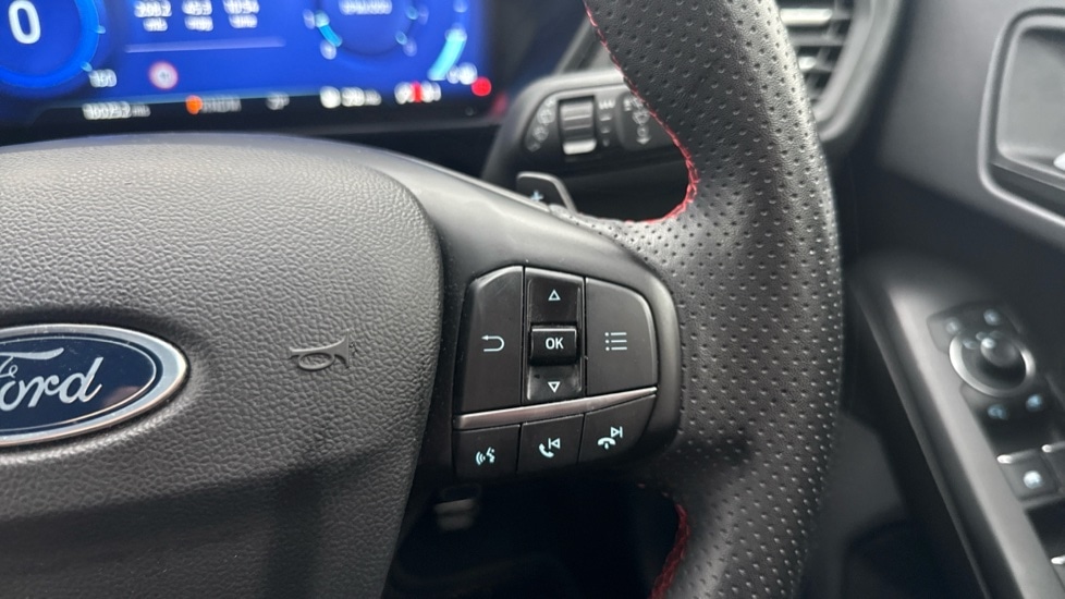 Used Ford Focus 2023 for sale - 76869151: Photo 21