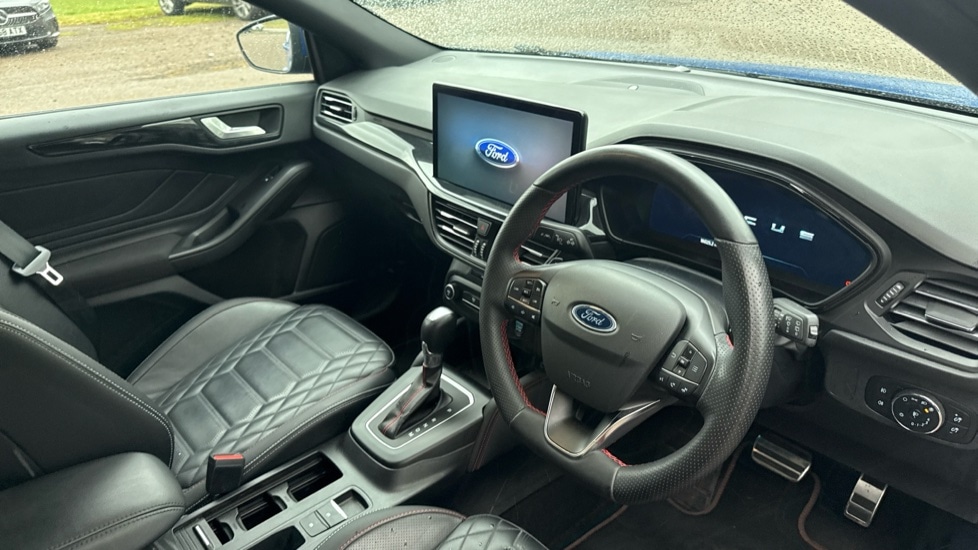 Used Ford Focus 2023 for sale - 76869151: Photo 9