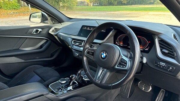 Used BMW 1 Series 2023 for sale - 76176383: Photo 6