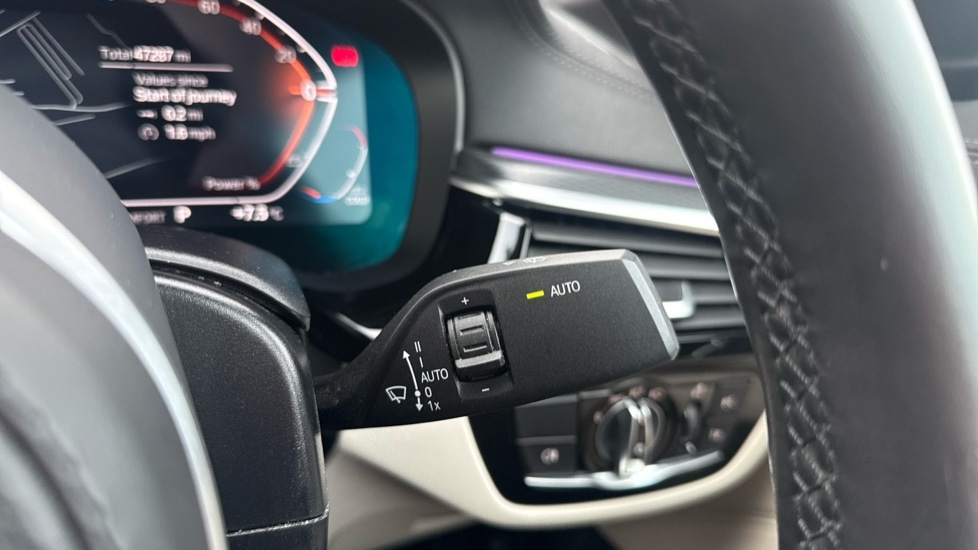 Used BMW 5 Series 2022 for sale - 76872870: Photo 32