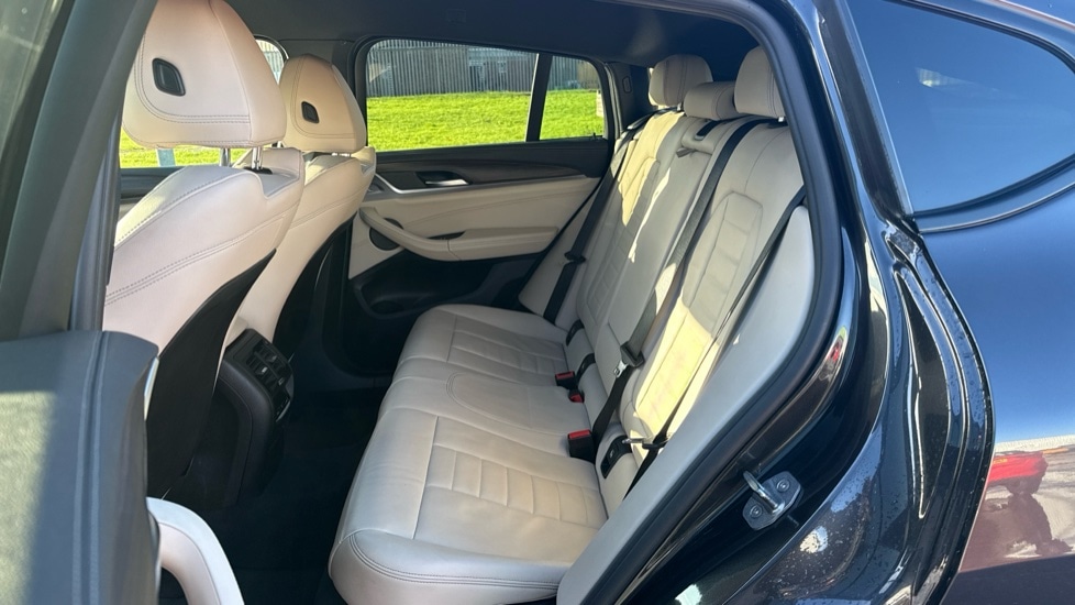 Used BMW X4 2019 for sale - 76873075: Photo 12