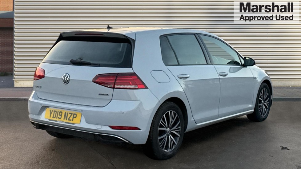 Used Volkswagen Golf 2019 for sale - 76971226: Photo 3