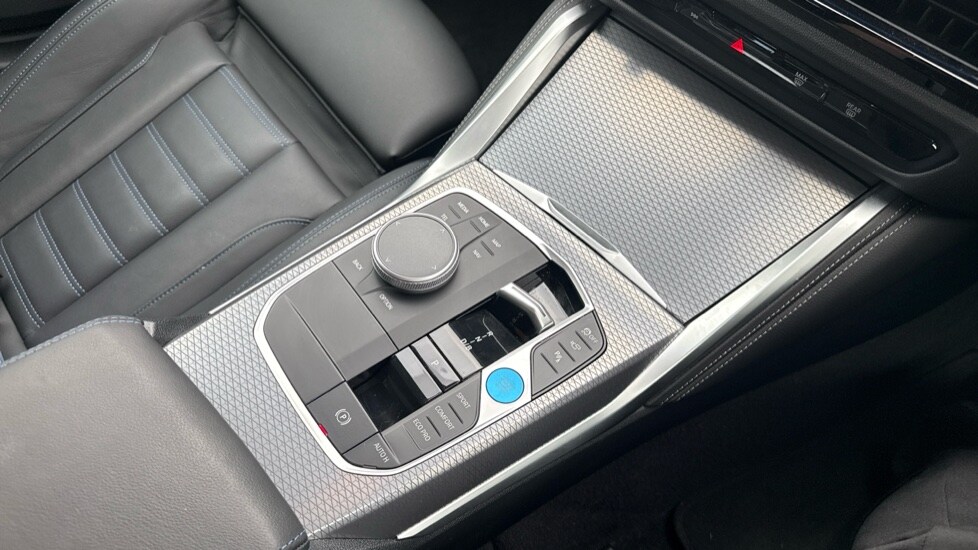 Used BMW i4 2025 for sale - 76074585: Photo 10