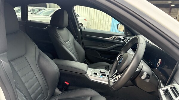 Used BMW i4 2025 for sale - 76074585: Photo 11