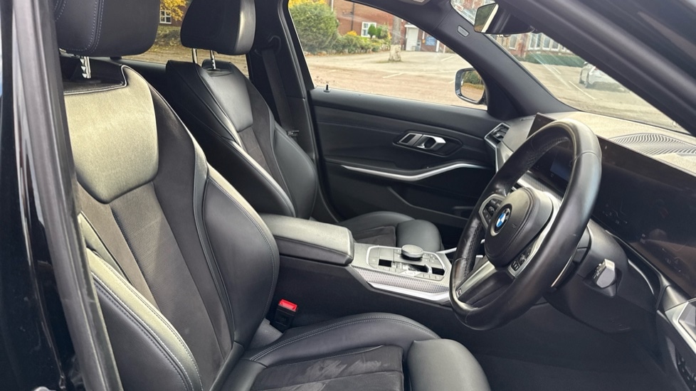 Used BMW 3 Series 2022 for sale - 76854707: Photo 11