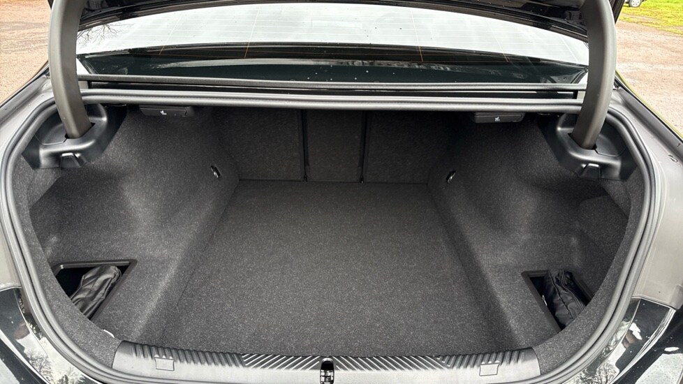 Used BMW 5 Series 2024 for sale - 76872842: Photo 13