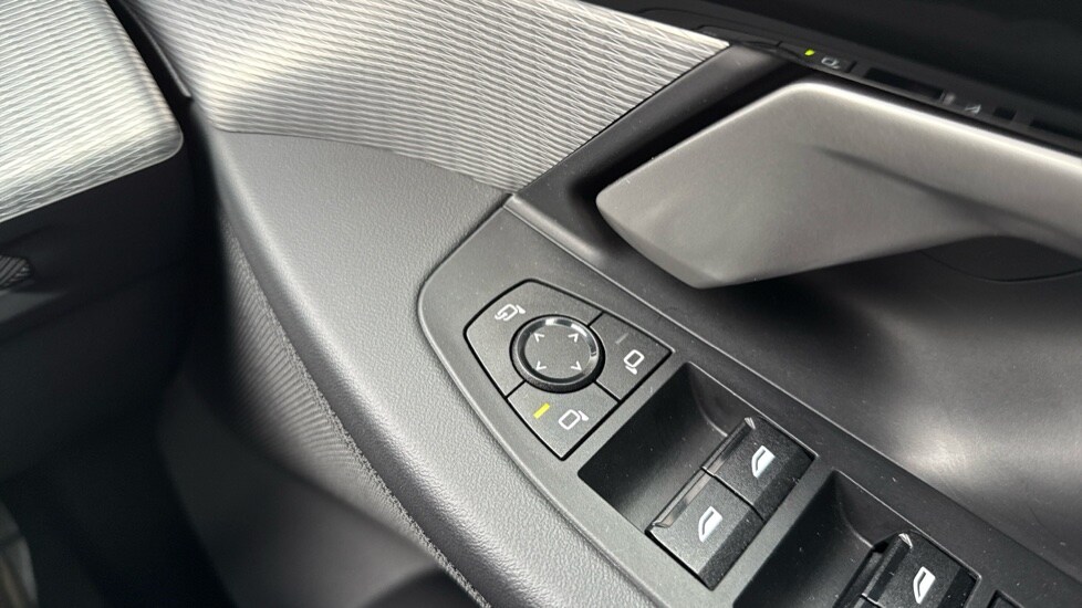 Used BMW 5 Series 2024 for sale - 76872842: Photo 32