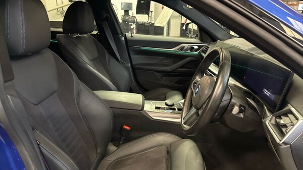 Used BMW i4 2024 for sale - 76140125: Photo 11