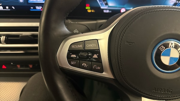 Used BMW i4 2024 for sale - 76140125: Photo 17