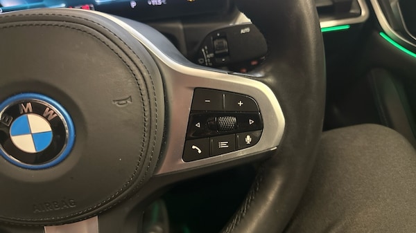 Used BMW i4 2024 for sale - 76140125: Photo 18