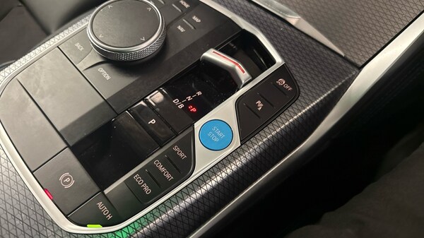 Used BMW i4 2024 for sale - 76140125: Photo 19