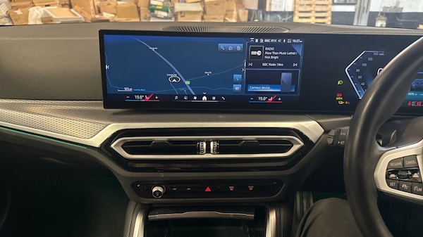 Used BMW i4 2024 for sale - 76140125: Photo 8
