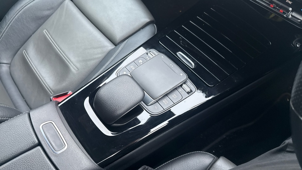 Used Mercedes-Benz CLA 2020 for sale - 76870575: Photo 23