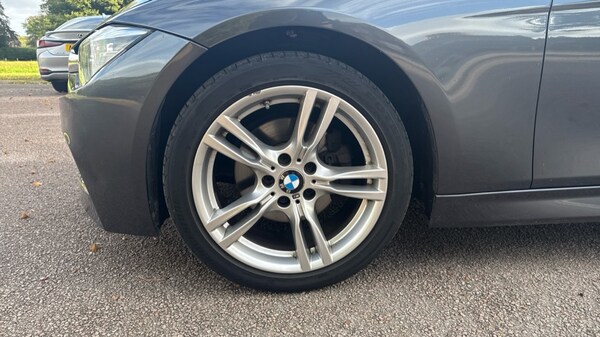 Used BMW 3 Series 2017 for sale - 76018189: Photo 25