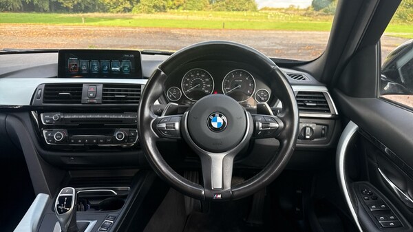 Used BMW 3 Series 2017 for sale - 76018189: Photo 5
