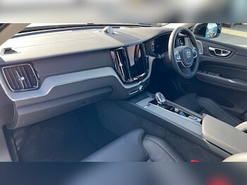 Used Volvo XC60 2024 for sale - 75874188: Photo