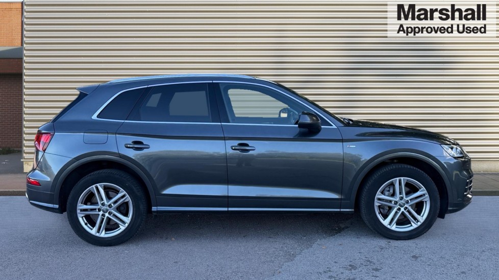 Used Audi Q5 2019 for sale - 76145883: Photo 2