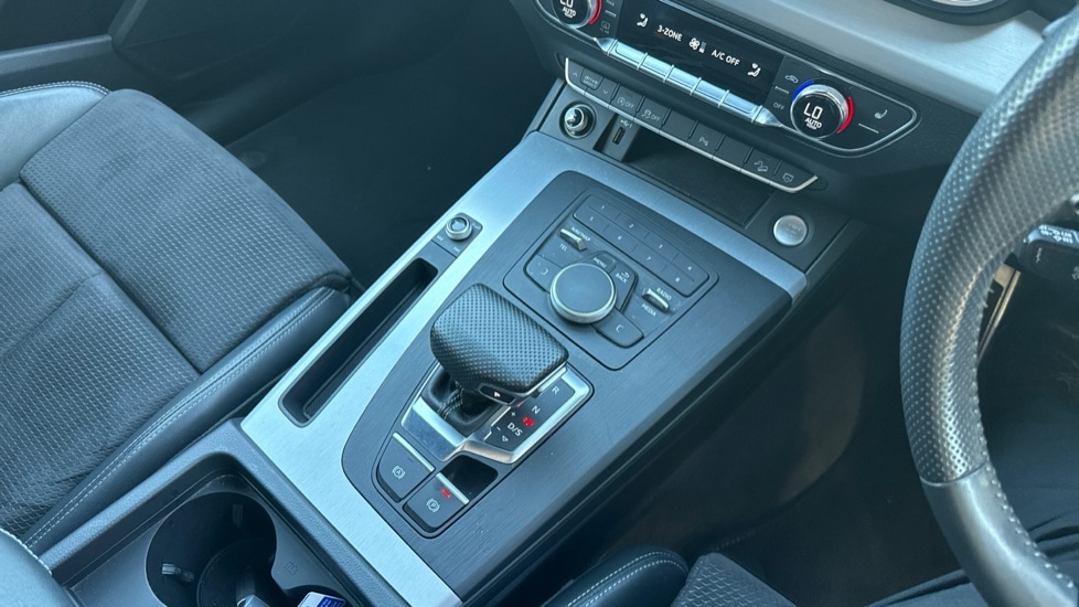 Used Audi Q5 2019 for sale - 76145883: Photo 23