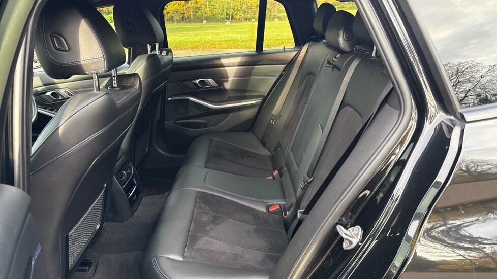 Used BMW 3 Series 2022 for sale - 76873752: Photo 12