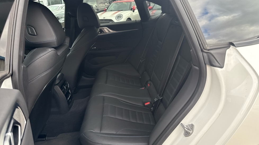 Used BMW i4 2025 for sale - 76870527: Photo 12