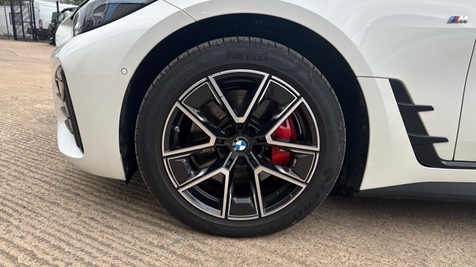 Used BMW i4 2025 for sale - 76870527: Photo 25
