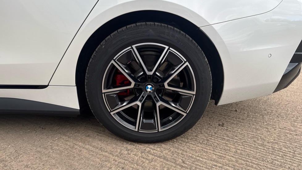 Used BMW i4 2025 for sale - 76870527: Photo 26