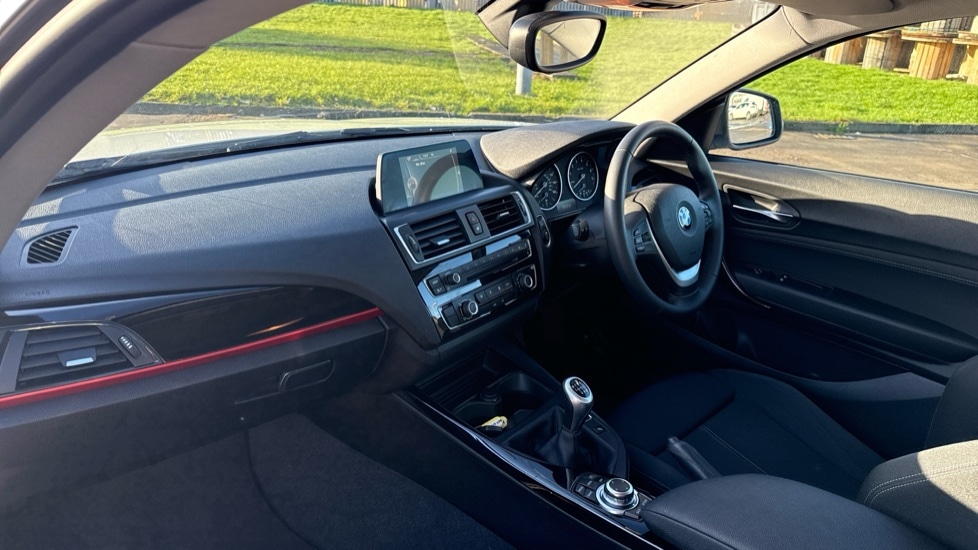 Used BMW 2 Series 2017 for sale - 76717505: Photo 7