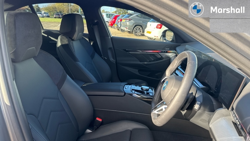 Used BMW 5 Series 2025 for sale - 76870747: Photo 11