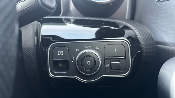 Used Mercedes-Benz CLA 2020 for sale - 76272927: Photo 27