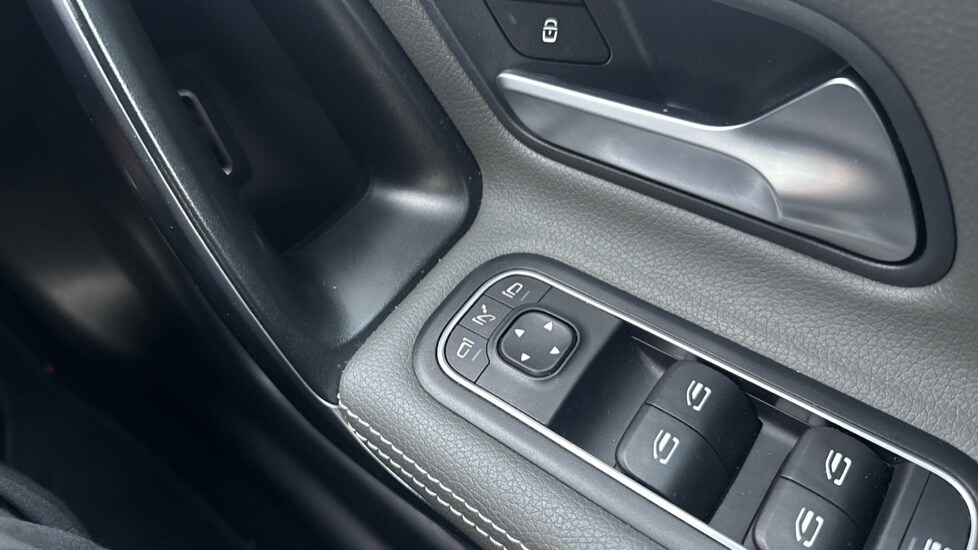 Used Mercedes-Benz CLA 2020 for sale - 76272927: Photo 28