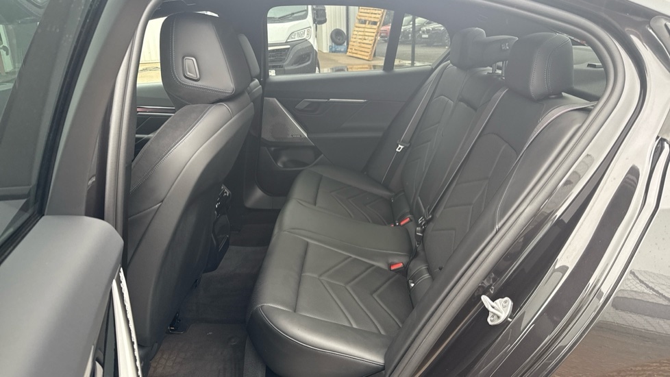 Used BMW i5 2025 for sale - 76124749: Photo 12