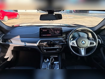 Used BMW 5 Series 2022 for sale - 76960071: Photo