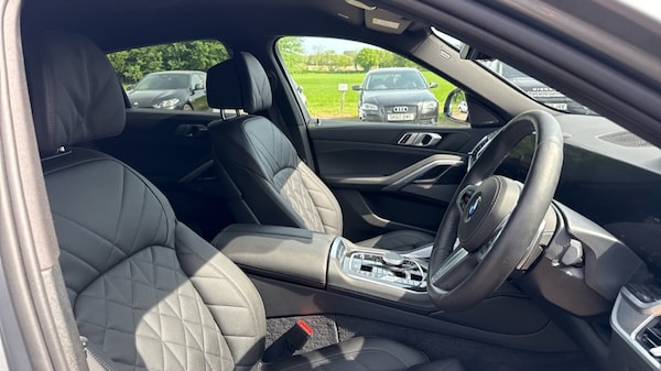 Used BMW X6 2024 for sale - 75590933: Photo 11