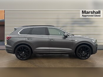 Used Volkswagen Touareg 2023 for sale - 76544528: Photo