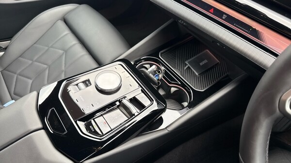 Used BMW 5 Series 2025 for sale - 76074333: Photo 10