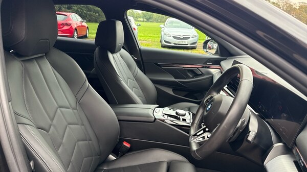 Used BMW 5 Series 2025 for sale - 76074333: Photo 11